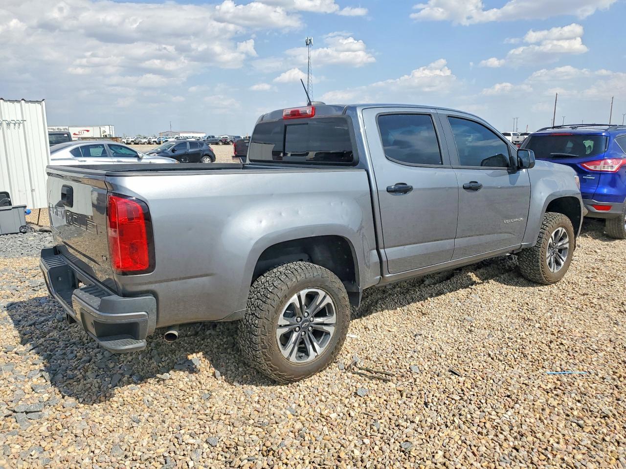 2021 Chevrolet Colorado Z71 - Фото 3