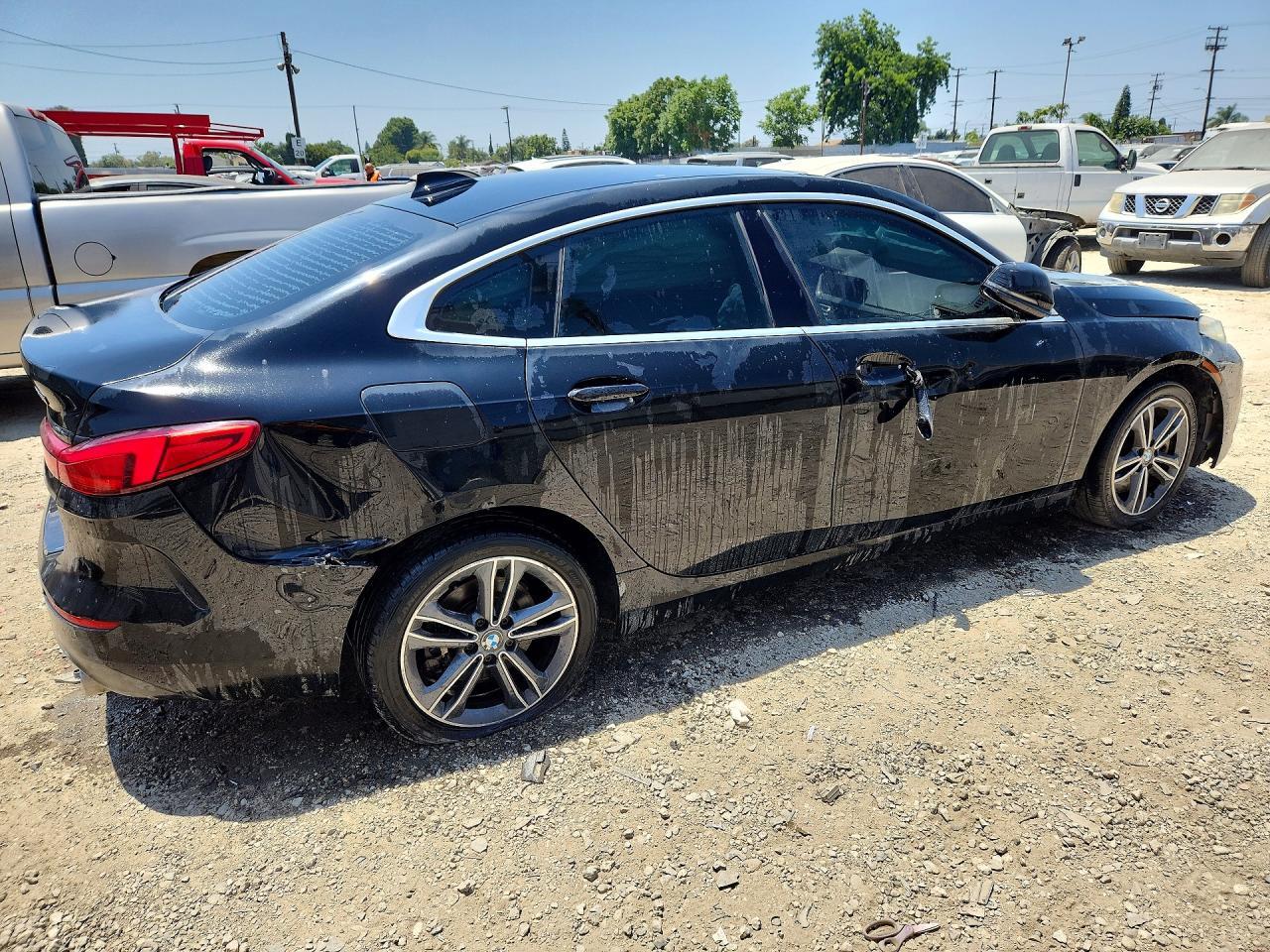 2020 BMW 228Xi - Фото 3