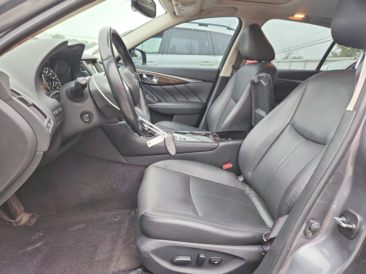 2018 Infiniti Q50 3.0T Luxe - Фото 7