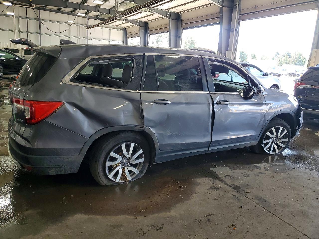 2021 Honda Pilot Ex - Image 3