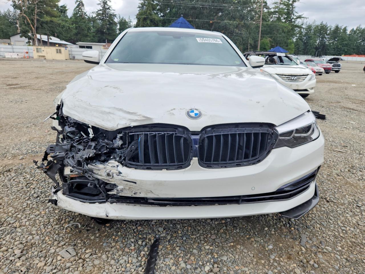 2018 BMW 530Xe - Image 5