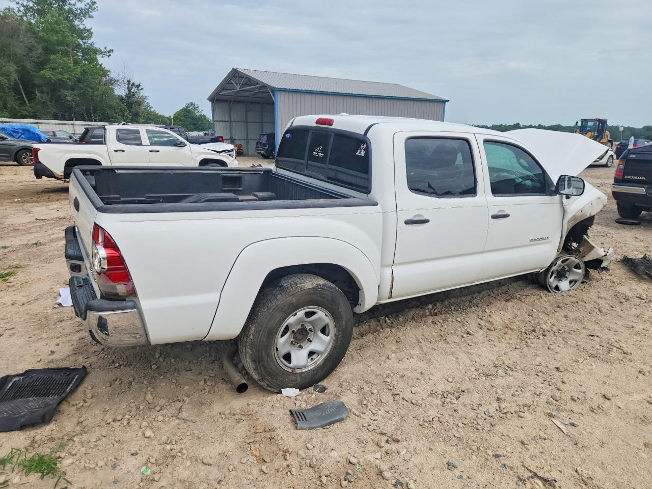 2010 Toyota Tacoma Double Cab - Image 3