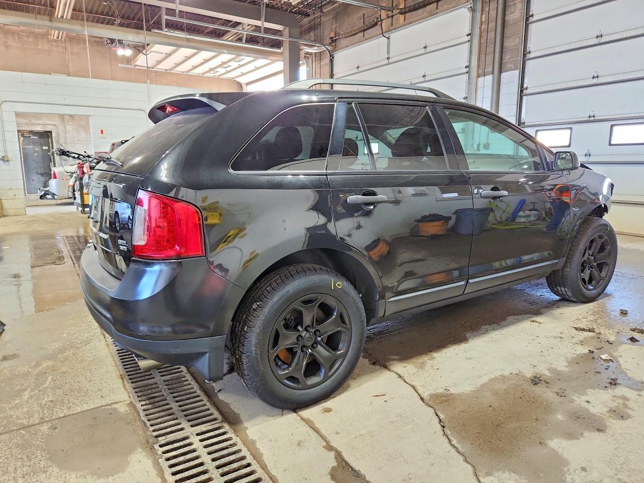 2014 Ford Edge Se - Image 3