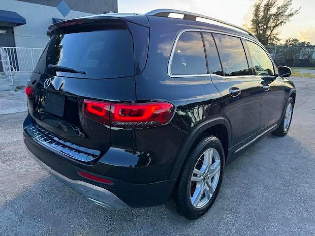 2020 Mercedes-Benz Glb 250 - Image 3