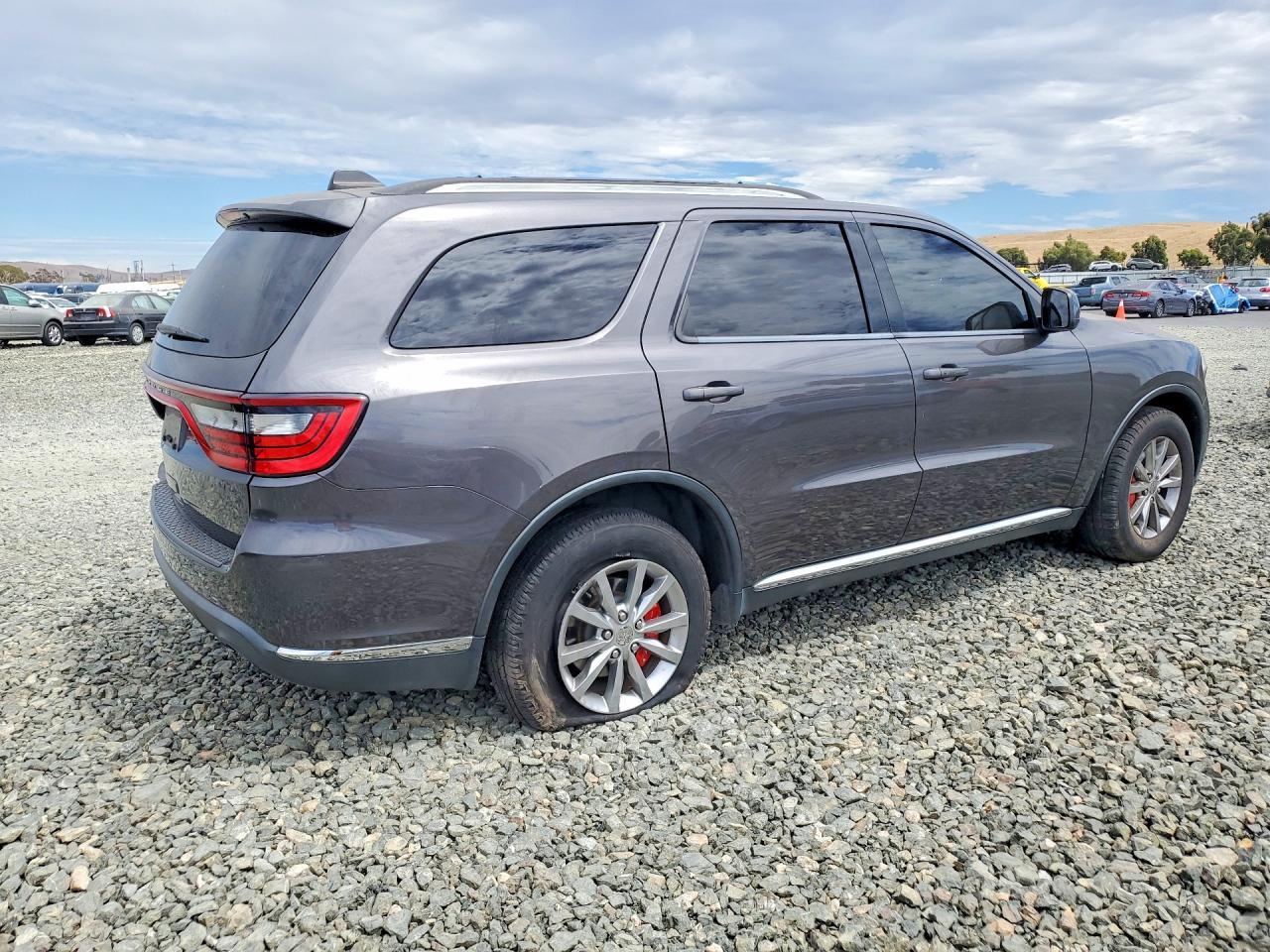2016 Dodge Durango Sxt - Image 3