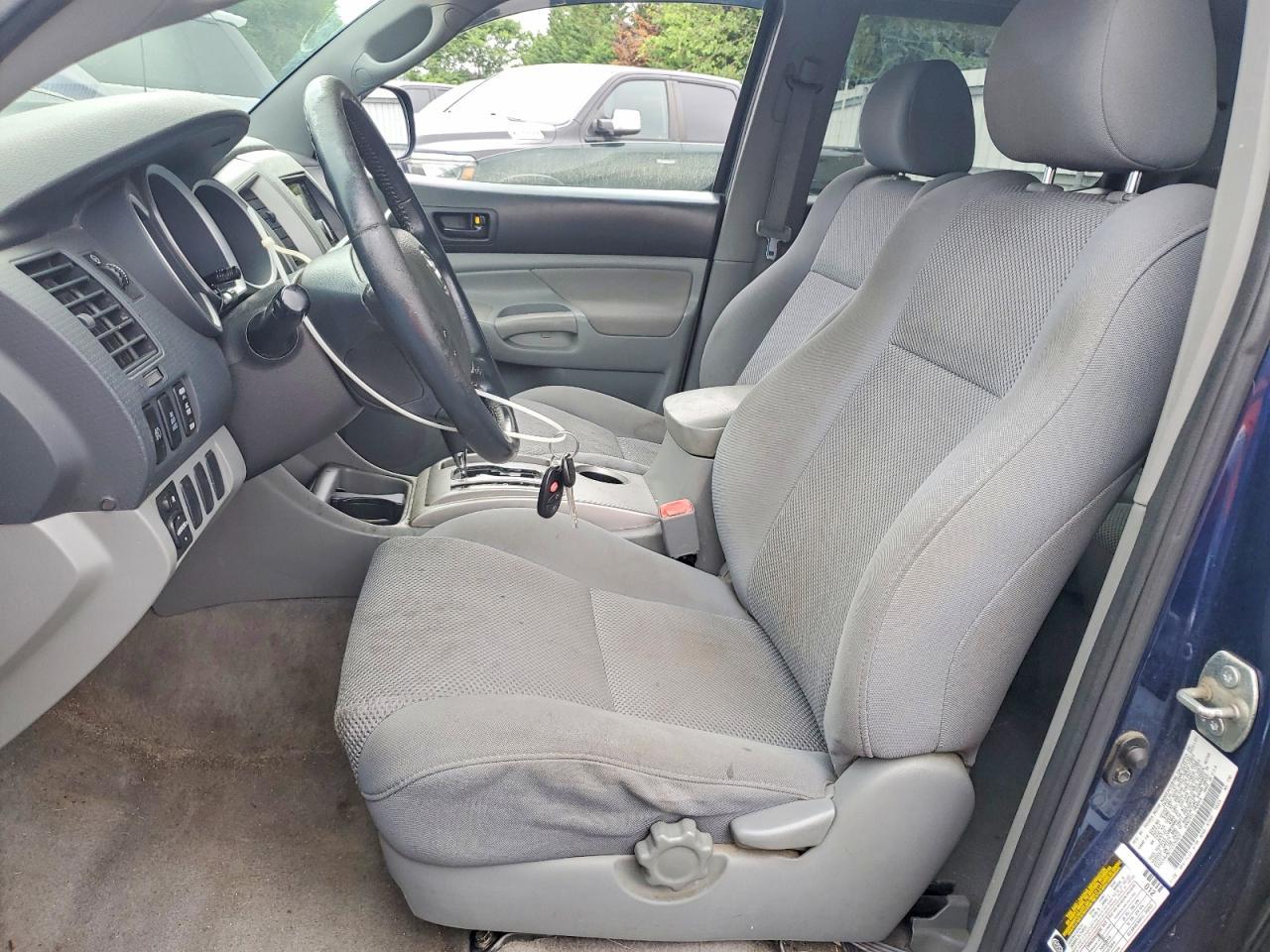2007 Toyota Tacoma V6 - Image 7