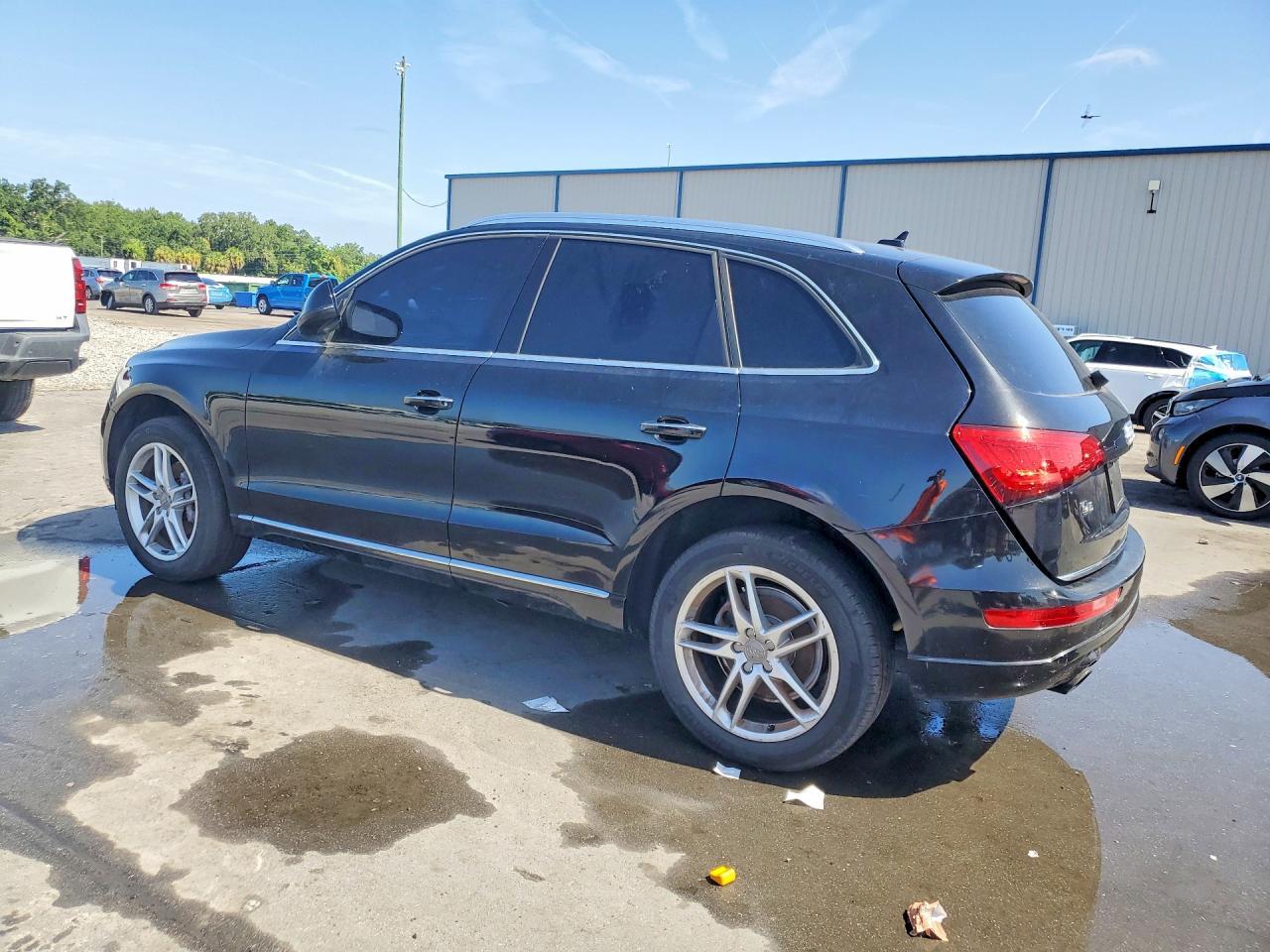 2015 Audi Q5 Premium - Image 2