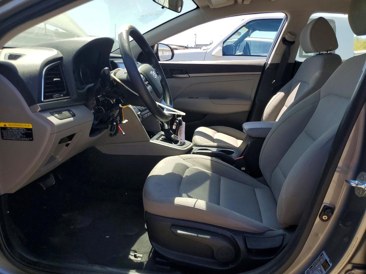 2017 Hyundai Elantra Se - Image 7