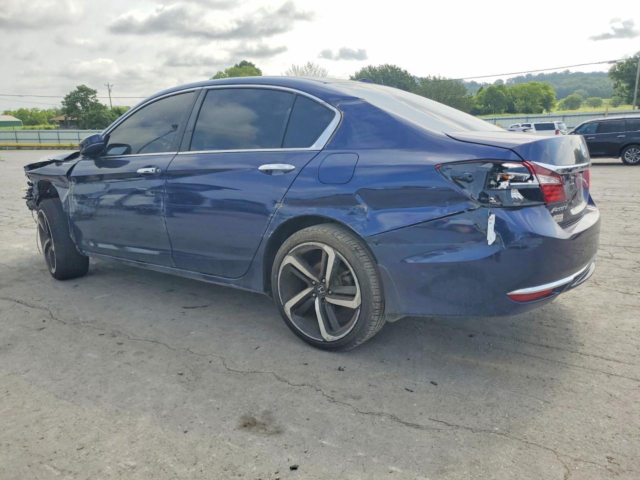 2017 Honda Accord - Фото 2