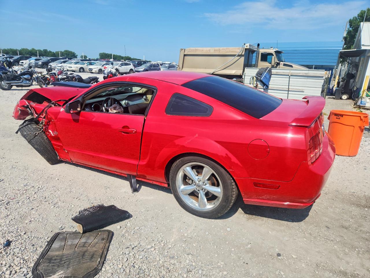 2006 Ford Mustang Gt - Фото 2