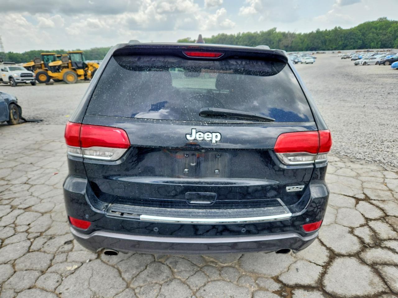 2018 Jeep Grand Cherokee Limited - Image 6