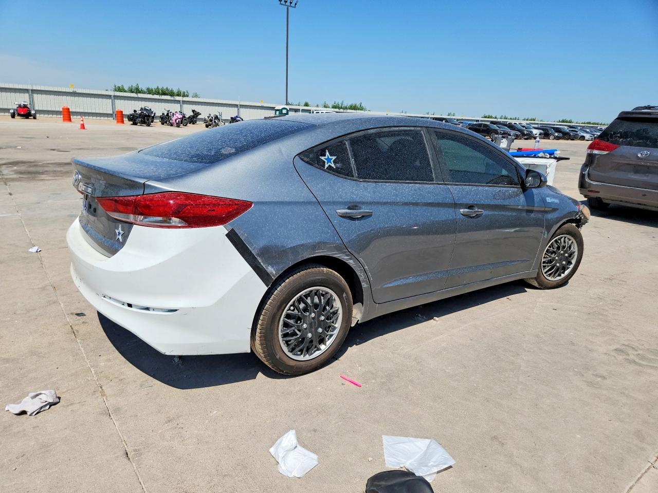 2017 Hyundai Elantra Se - Image 3