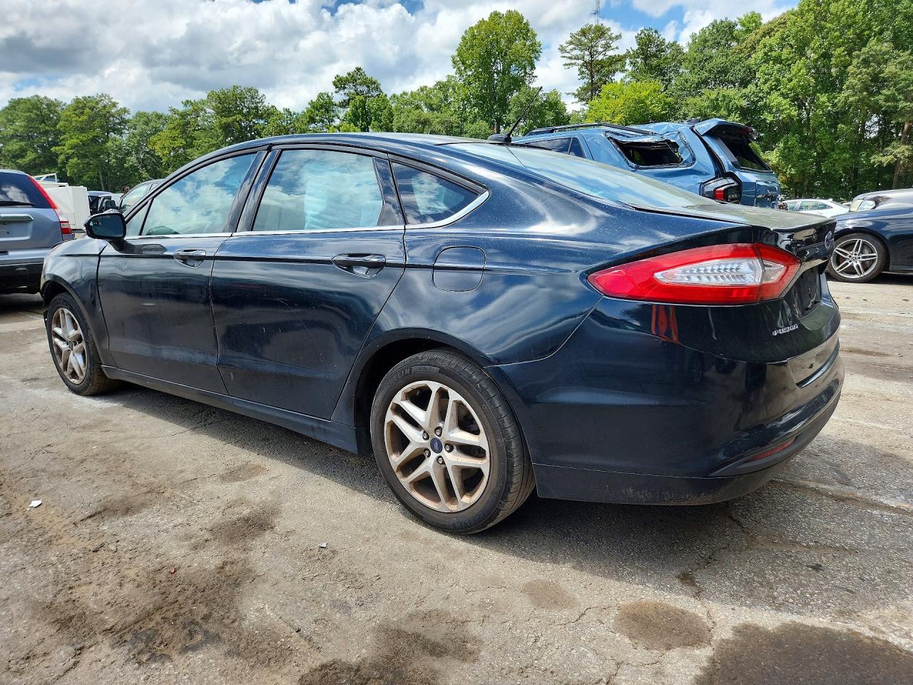 2014 Ford Fusion Se - Image 2