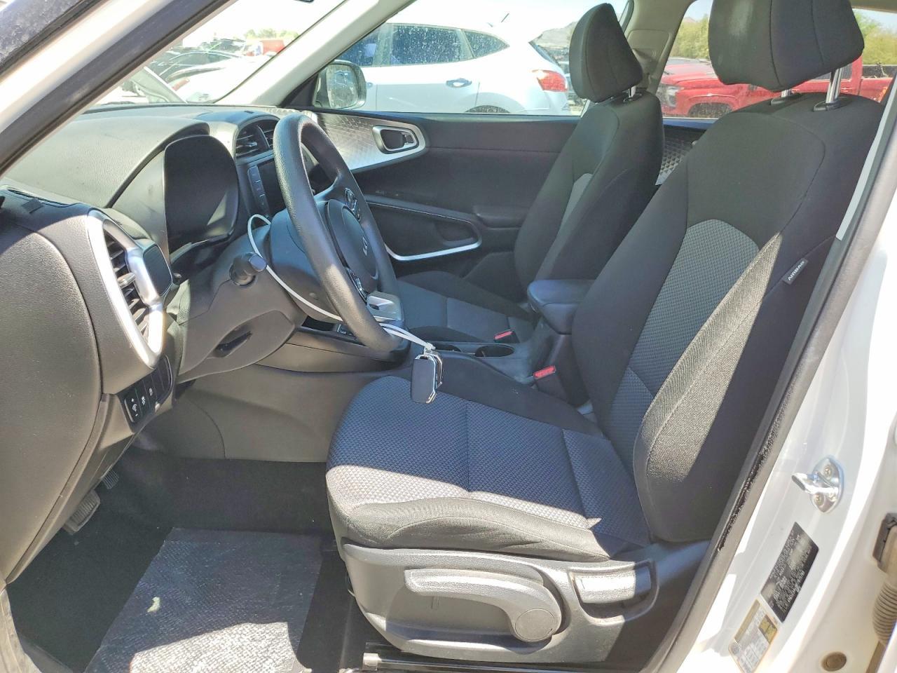 2023 Kia Soul Lx - Image 7