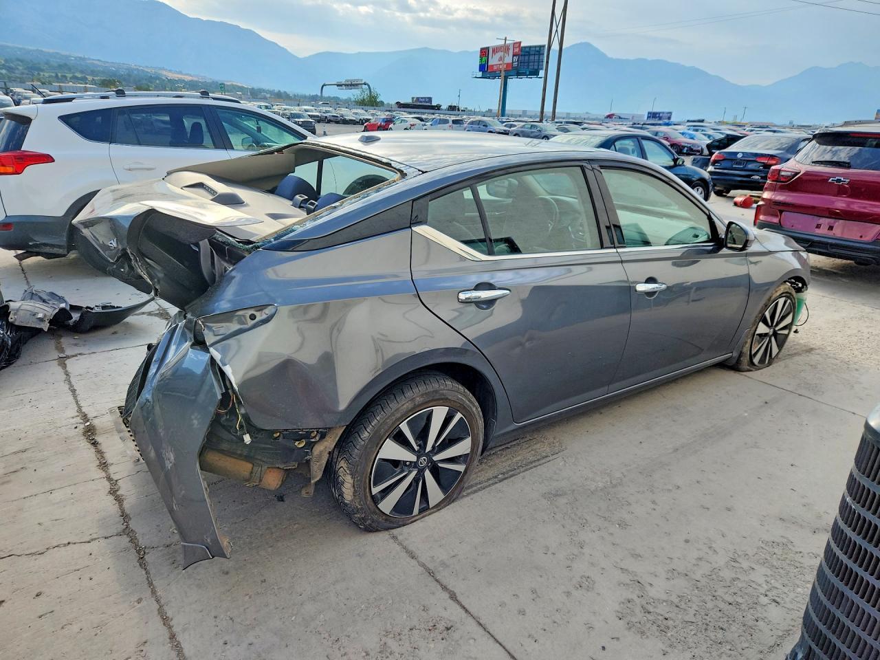 2019 Nissan Altima Sv - Image 3