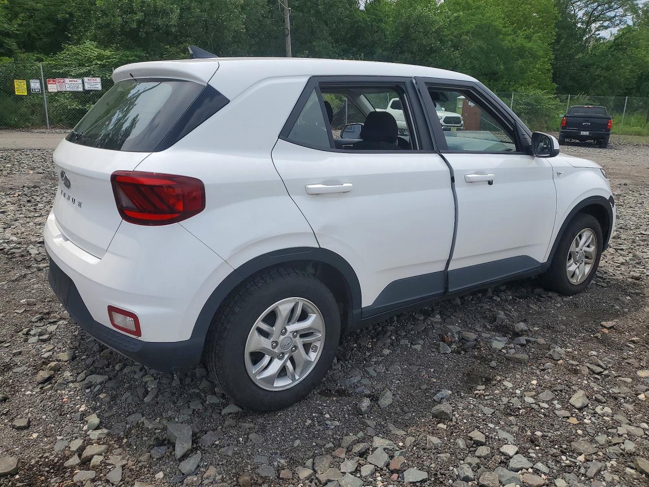 2021 Hyundai Venue Se - Фото 3