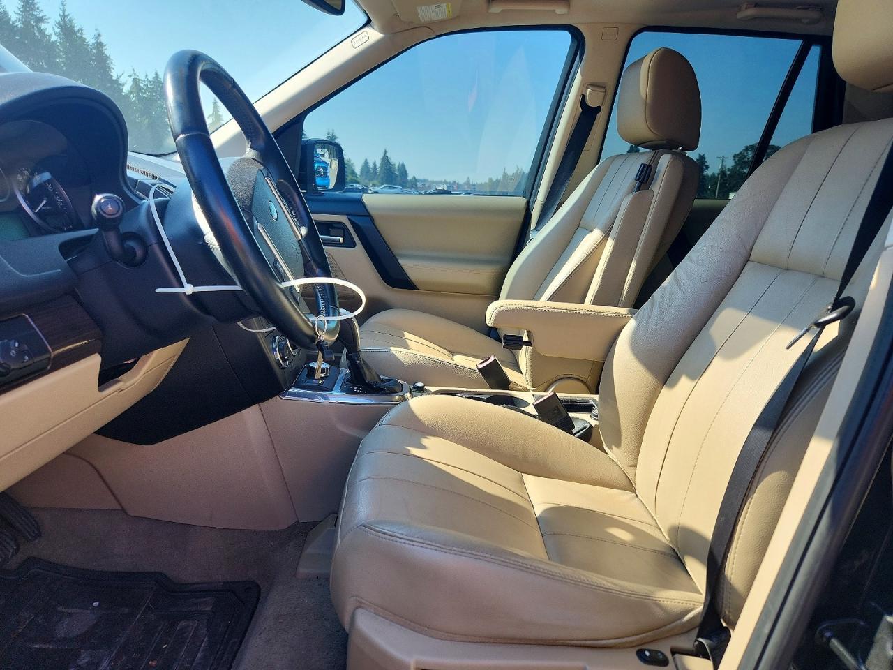 2012 Land Rover Lr2 Hse - Image 7