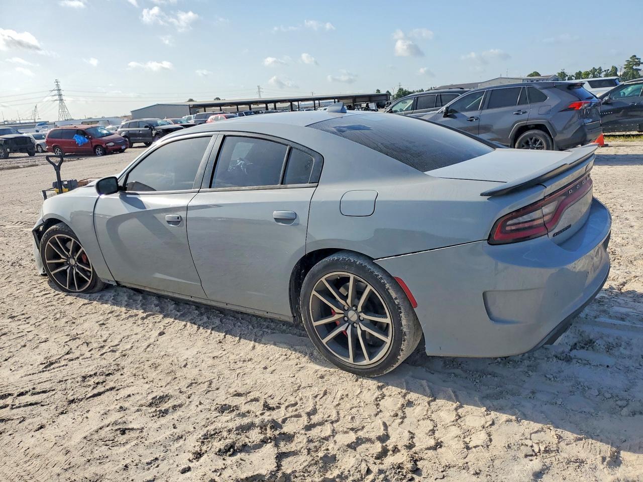 2022 Dodge Charger Scat Pack - Фото 2