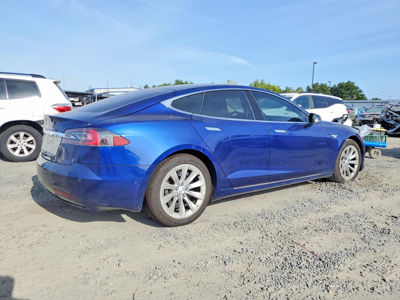 2016 Tesla Model S - Фото 3