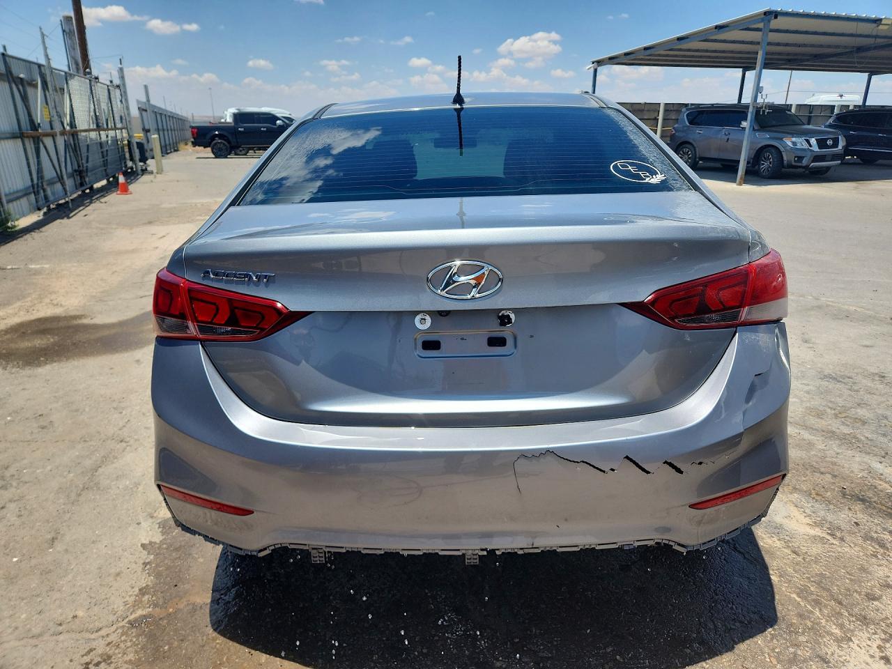 2021 Hyundai Accent Se - Фото 6