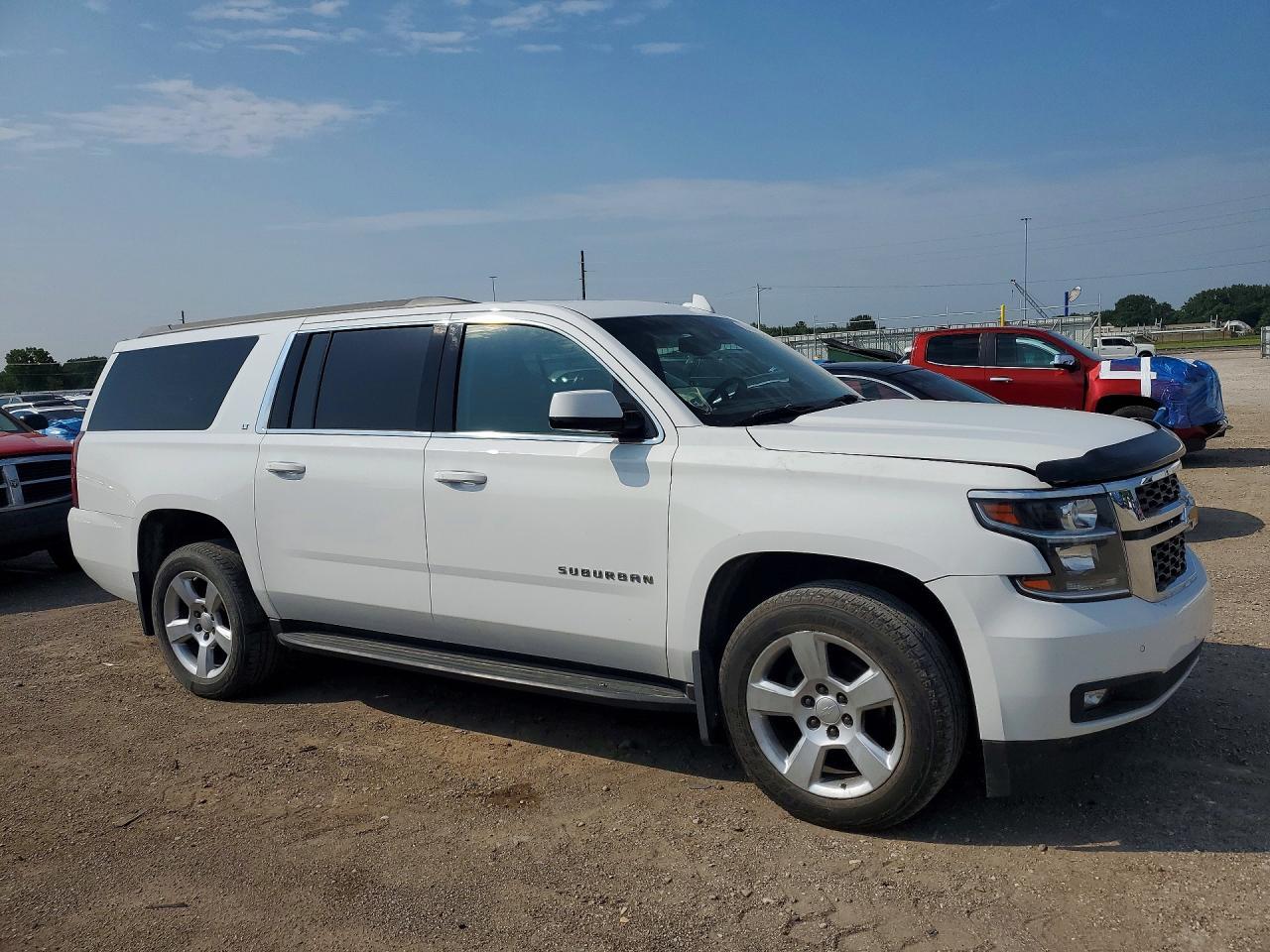 2017 Chevrolet Suburban K1500 Lt - Фото 4