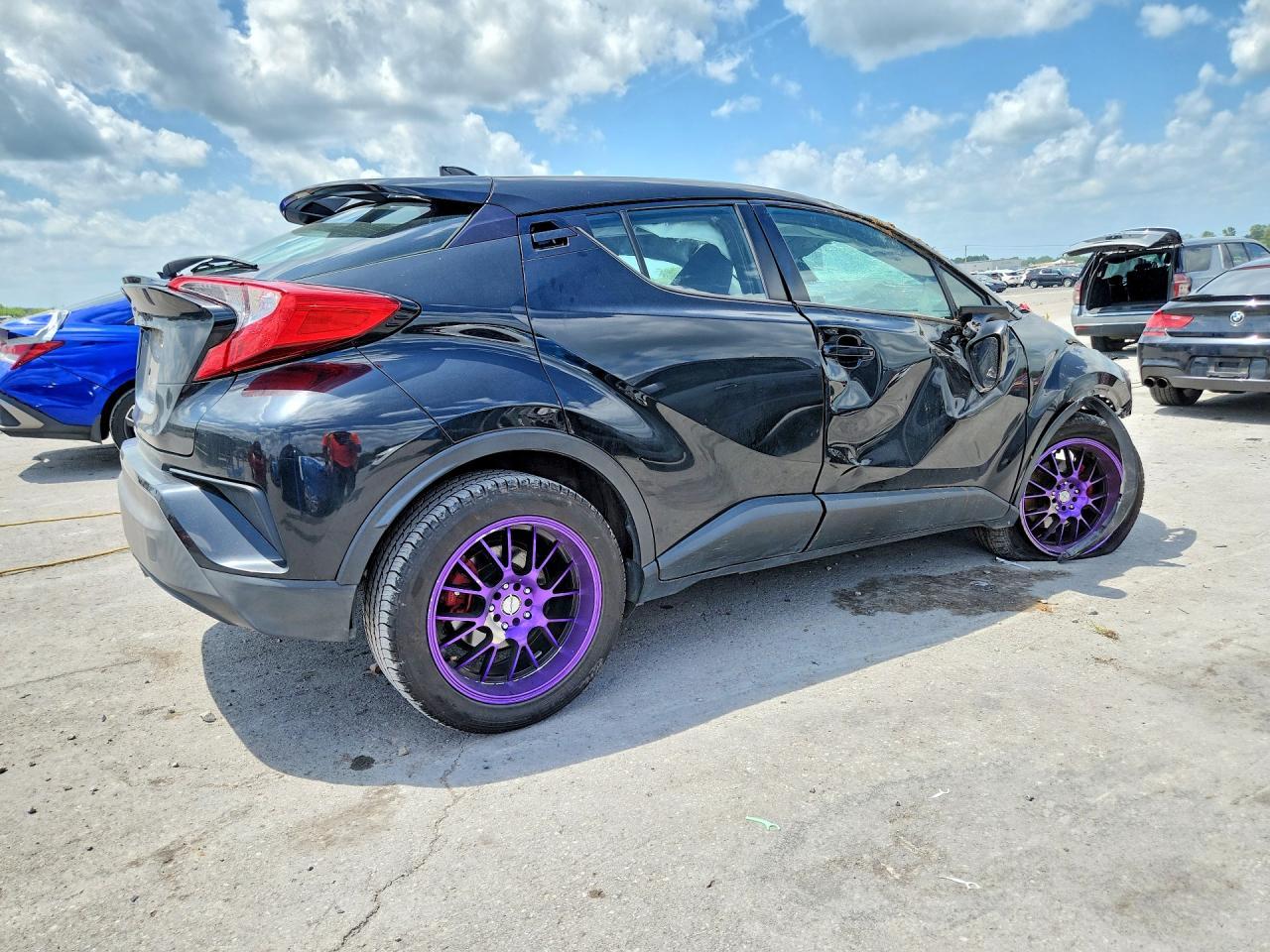 2020 Toyota C-Hr Le - Фото 3