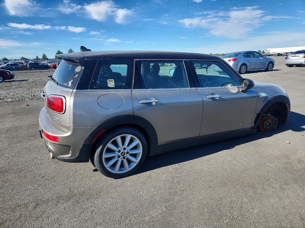 2018 Mini Cooper S Clubman - Фото 3