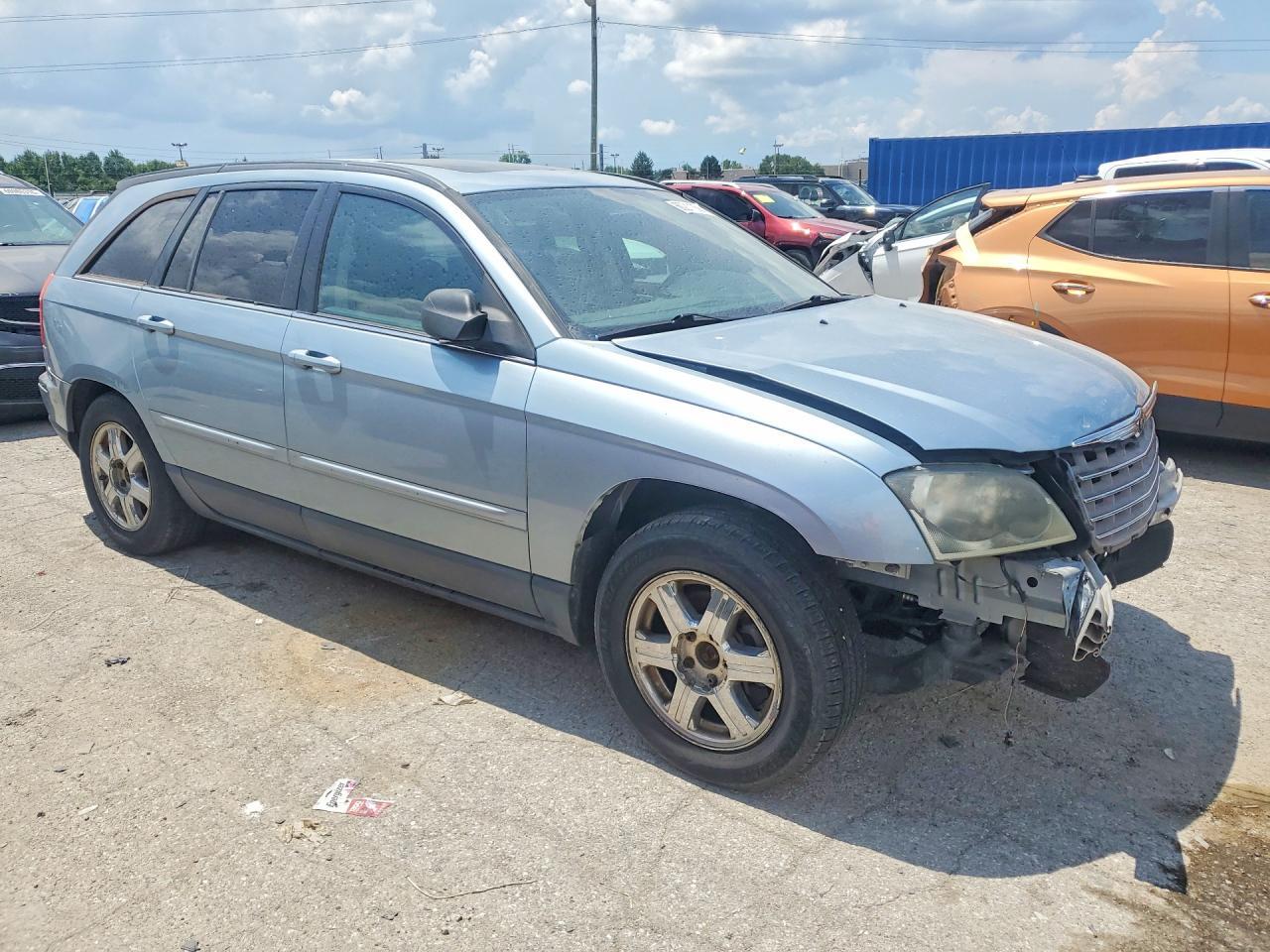 2004 Chrysler Pacifica - Image 4