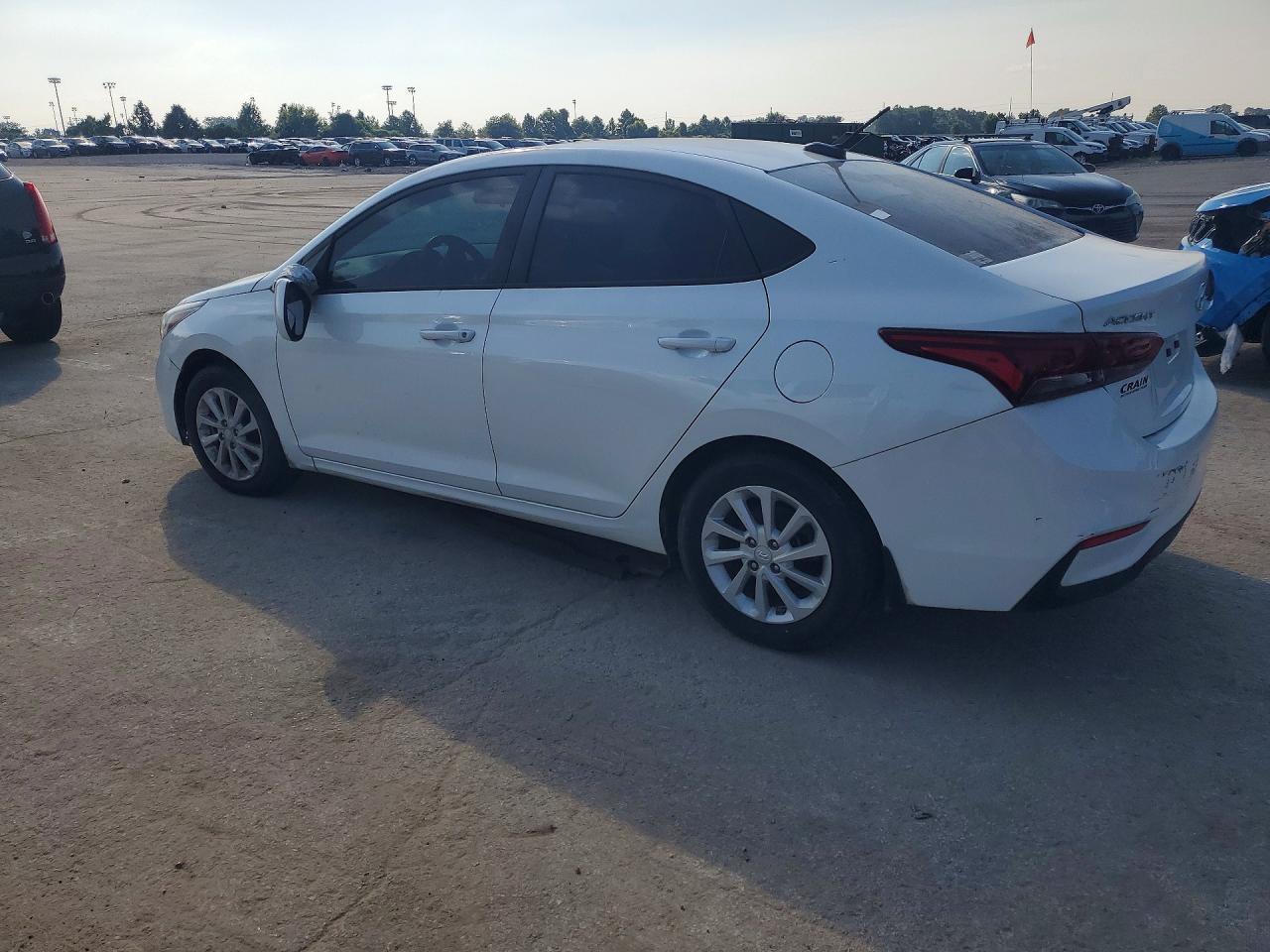 2018 Hyundai Accent Sel - Image 2