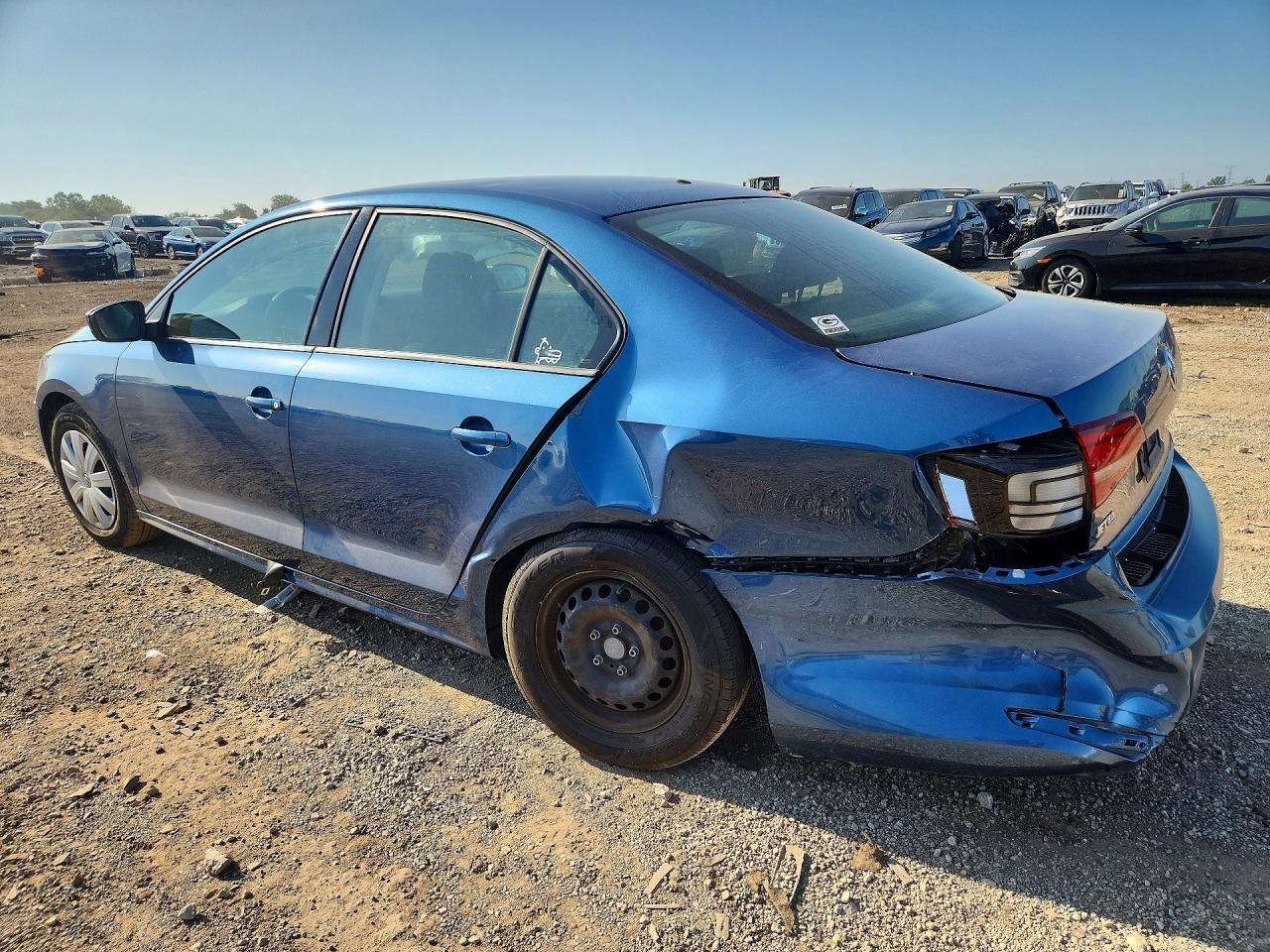 2016 Volkswagen Jetta S - Image 2