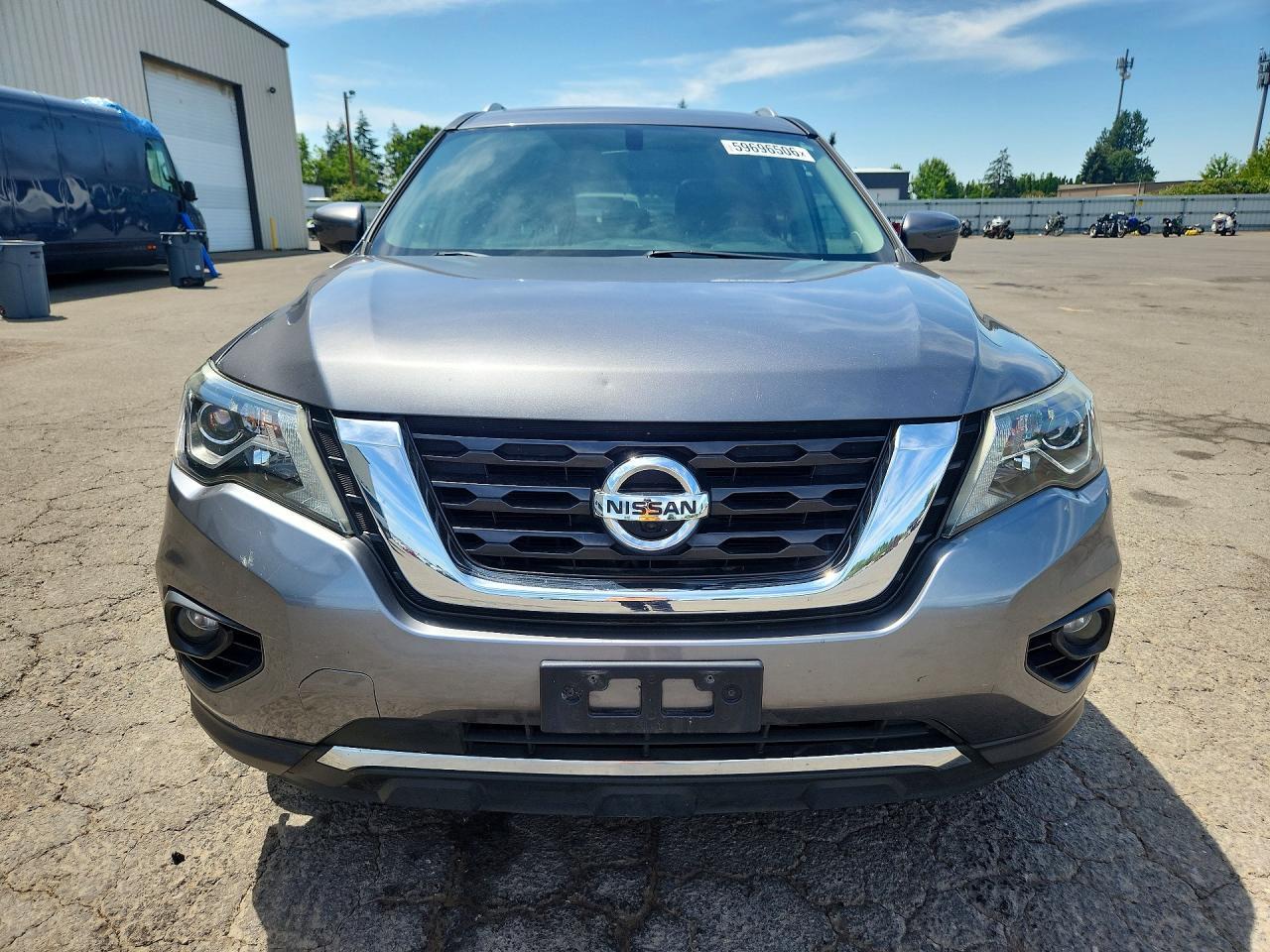 2017 Nissan Pathfinder Platinum - Фото 5