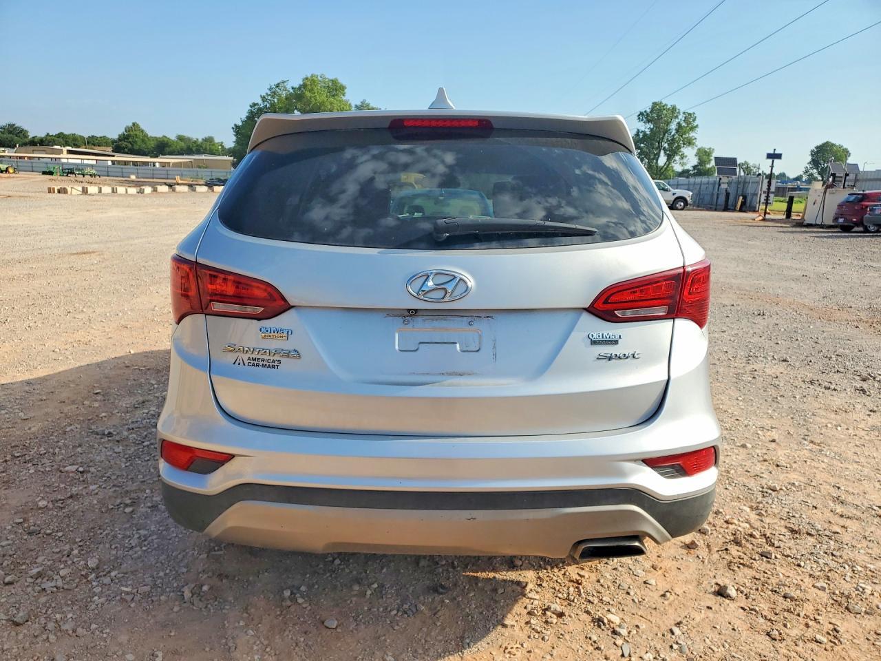 2017 Hyundai Santa Fe Sport 2.4L - Фото 6