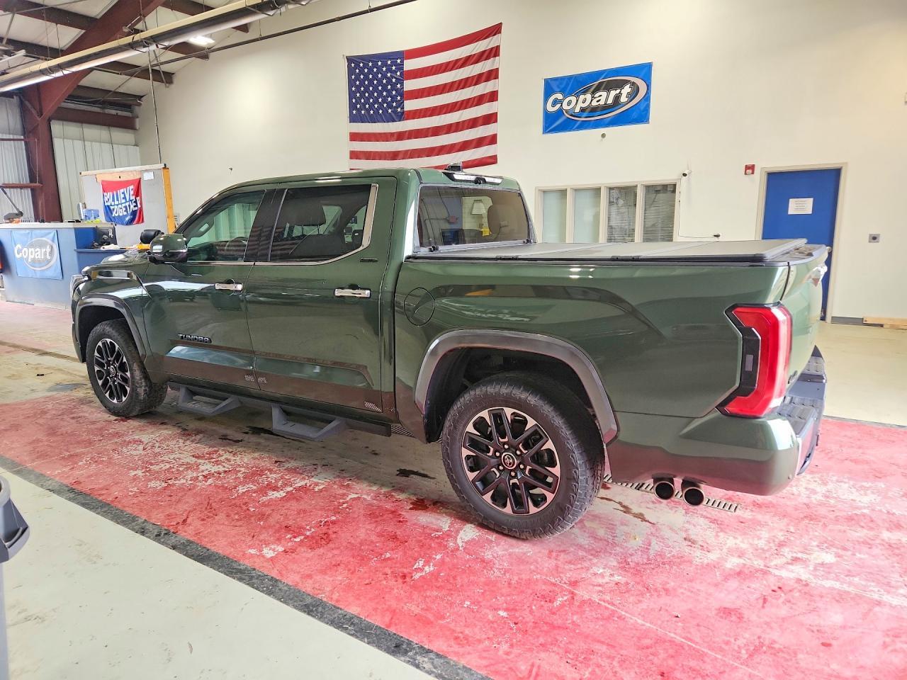 2023 Toyota Tundra Crewmax Limited - Фото 2