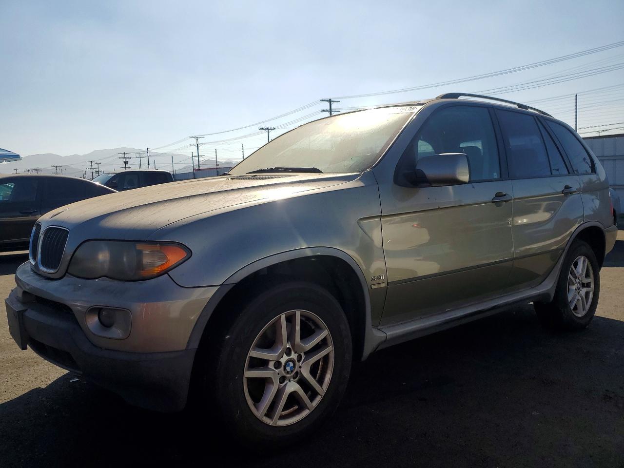 2005 BMW X5 3.0I
