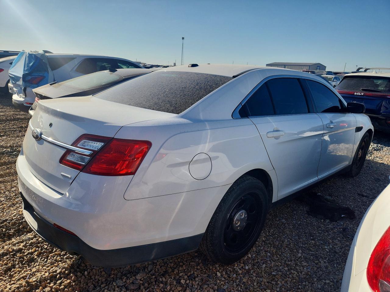 2015 Ford Taurus Police Interceptor - Фото 3