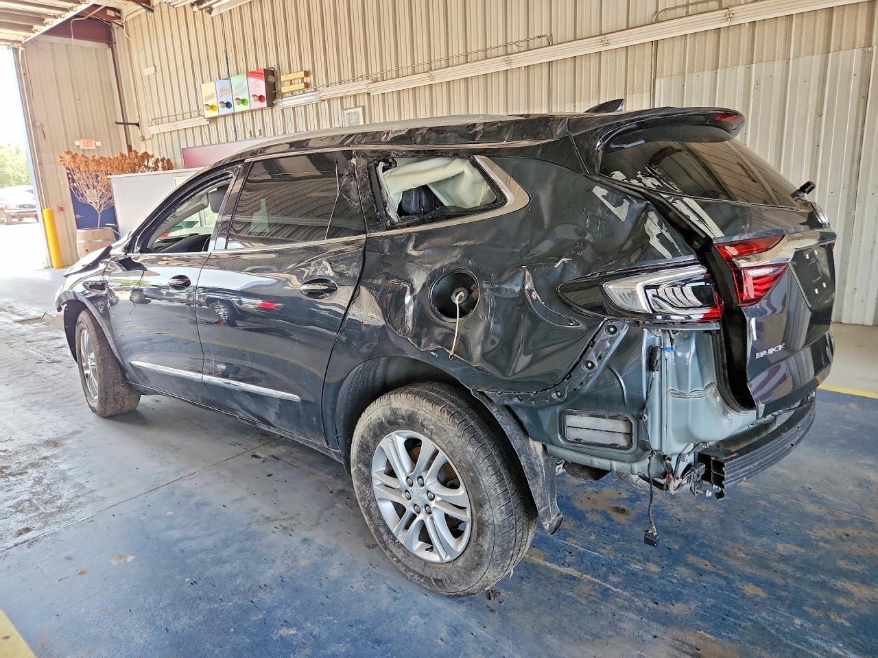 2018 Buick Enclave Essence - Фото 2