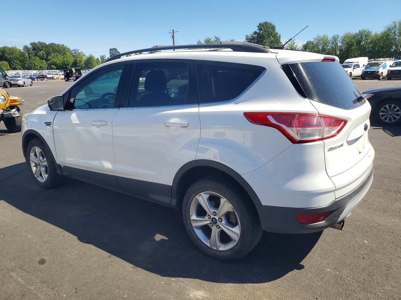 2013 Ford Escape Se - Фото 2