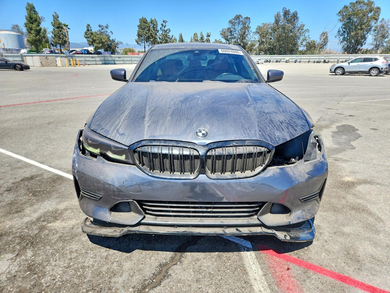 2022 BMW 330I - Фото 5