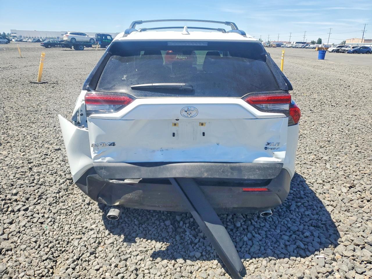 2025 Toyota Rav4 Xle Premium - Image 6