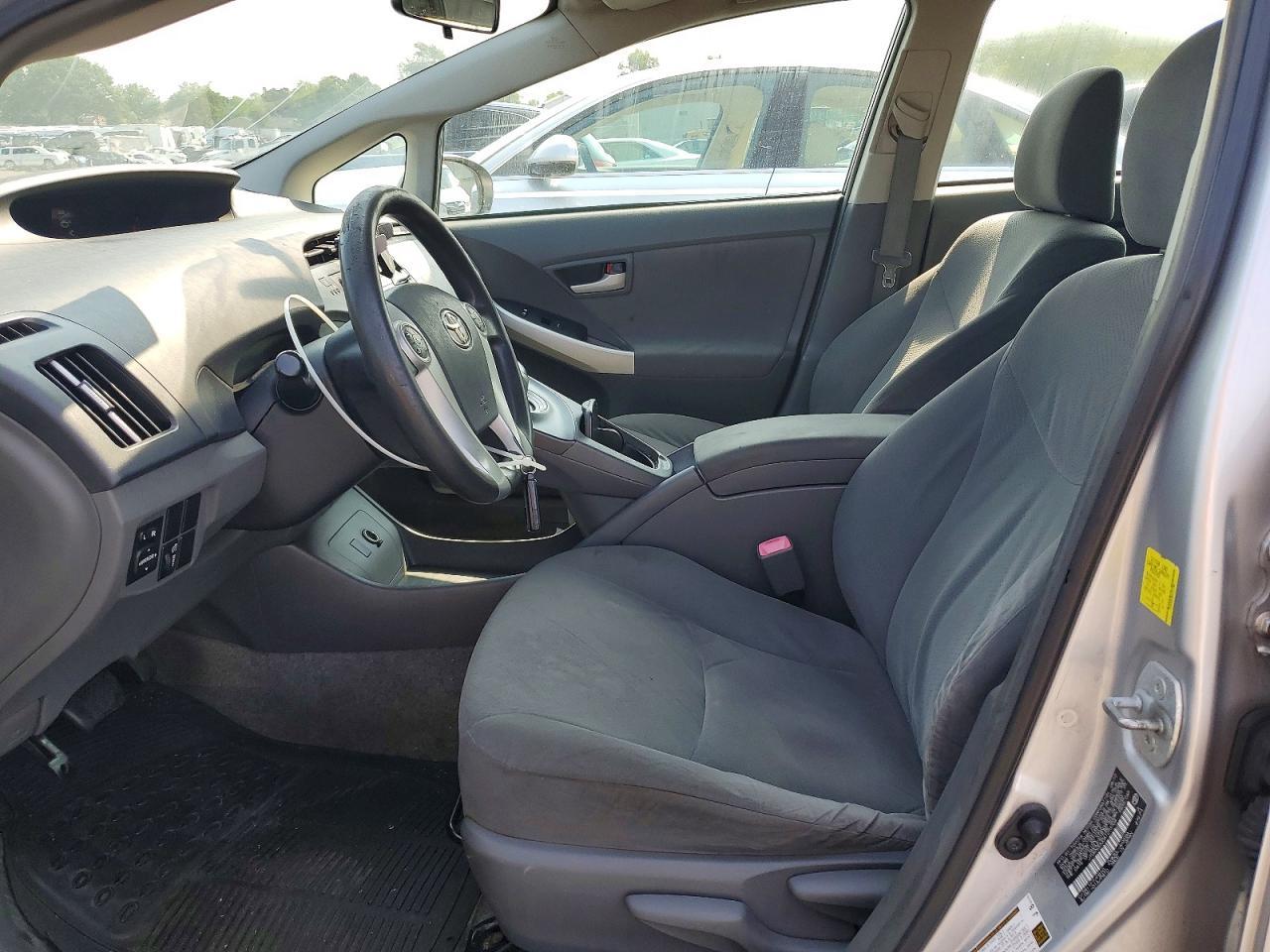 2010 Toyota Prius Ii - Image 7