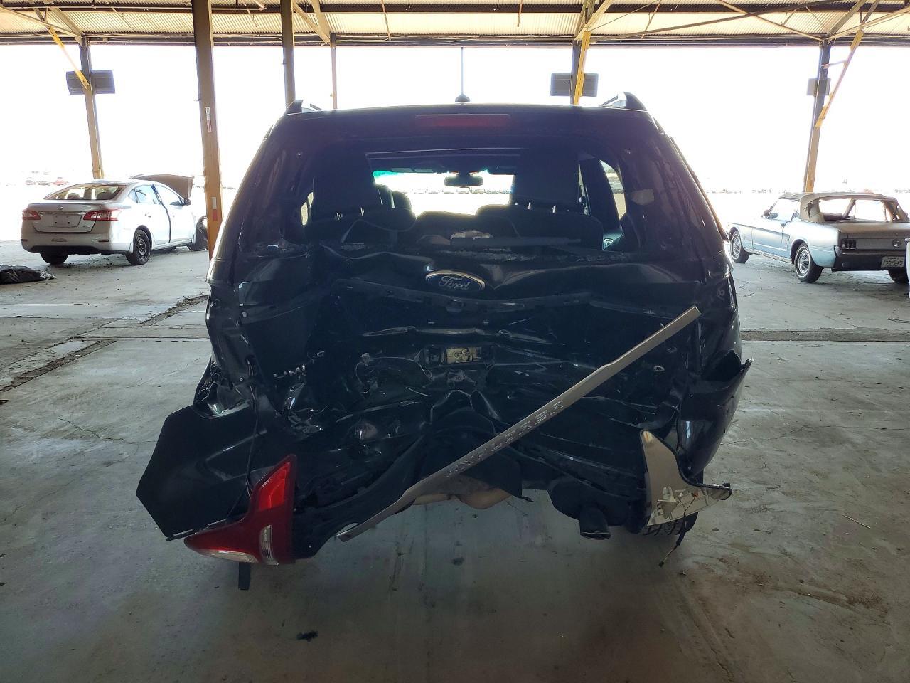 2013 Ford Explorer Limited - Image 6