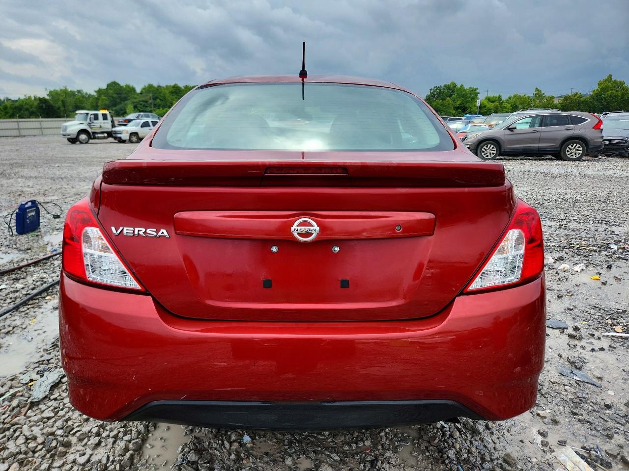 2017 Nissan Versa 1.6 S Plus - Фото 6