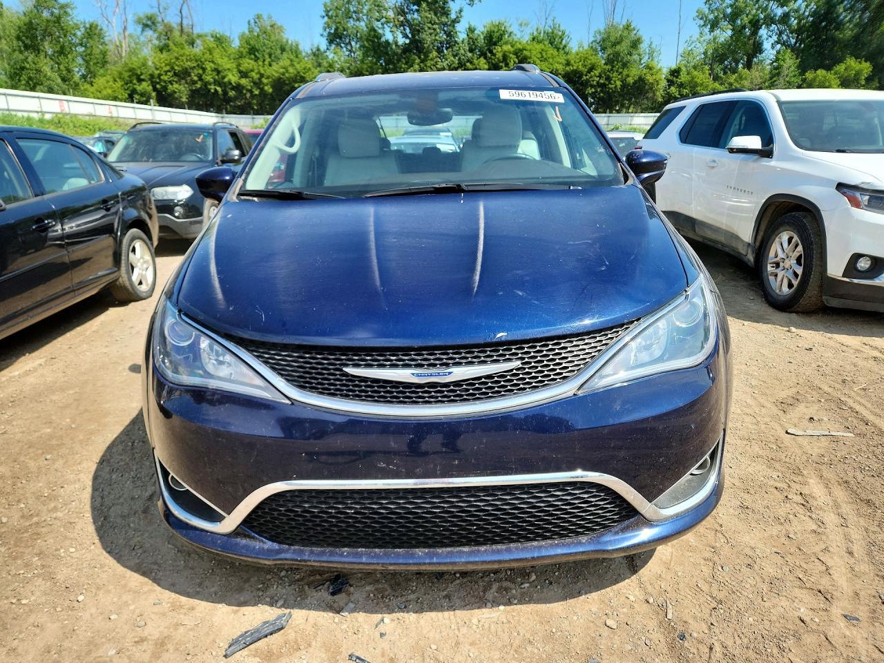2019 Chrysler Pacifica Touring L Plus - Фото 5