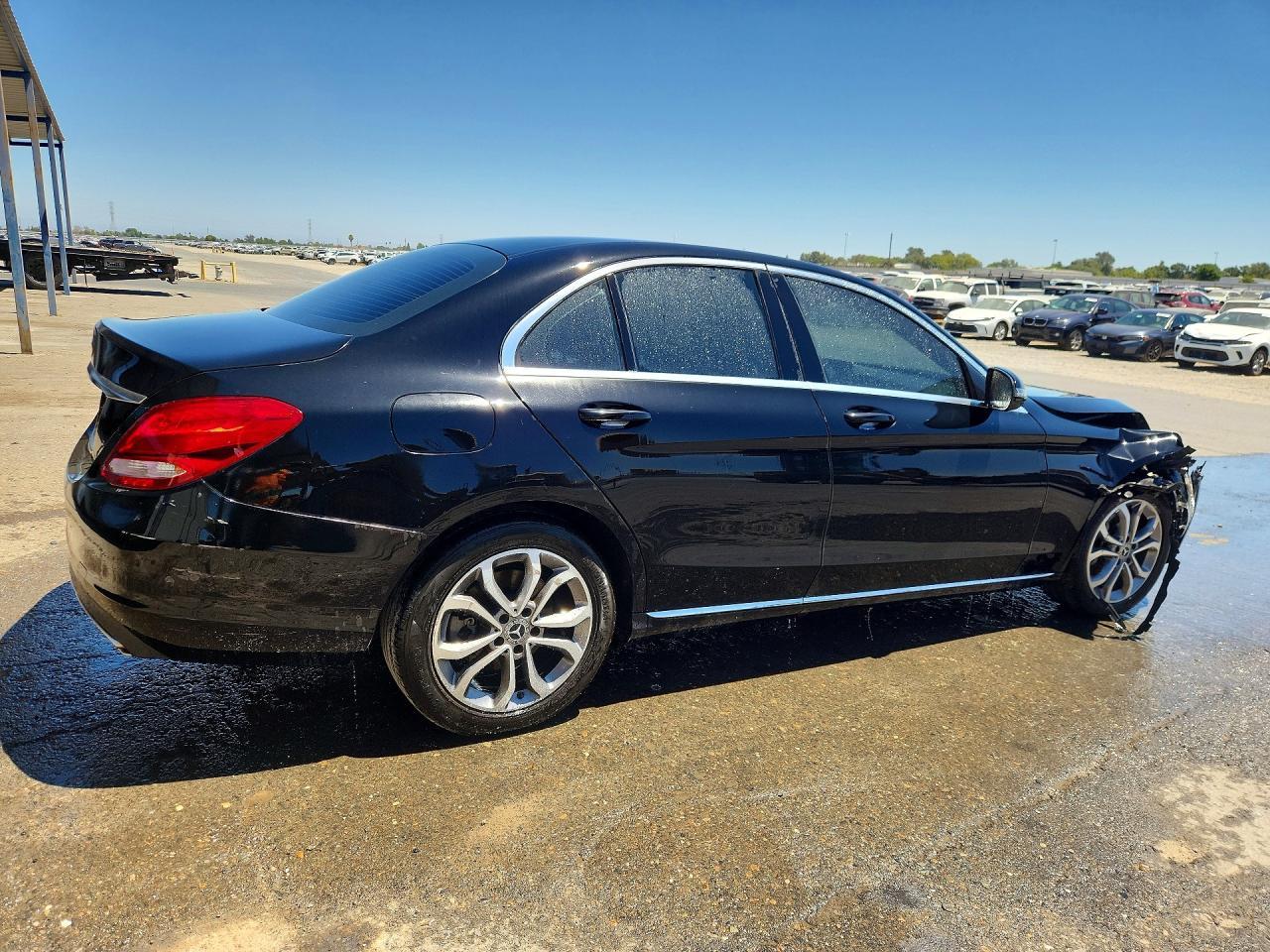2018 Mercedes-Benz C 300 - Фото 3
