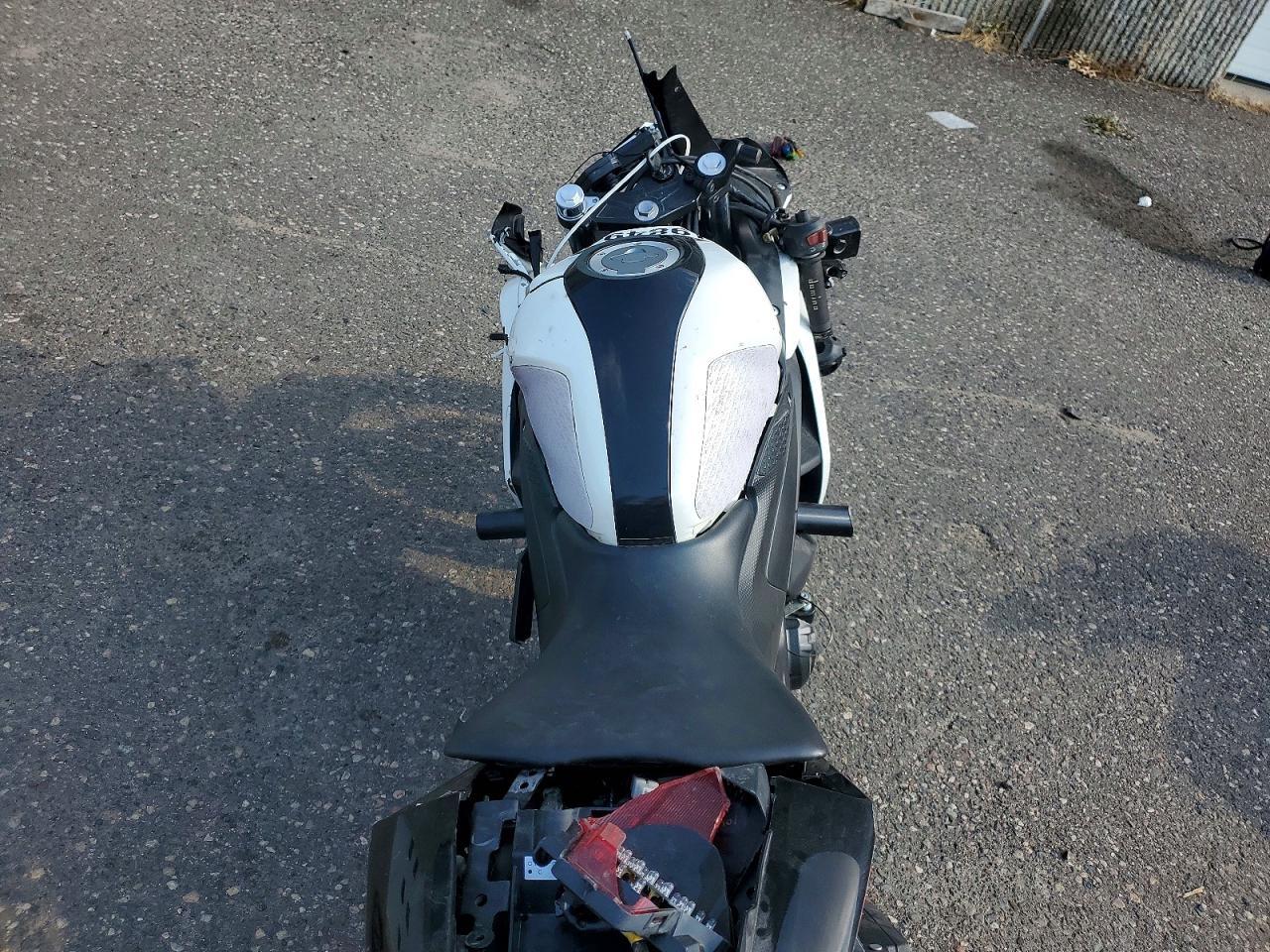 2017 Yamaha Yzfr3 - Фото 6