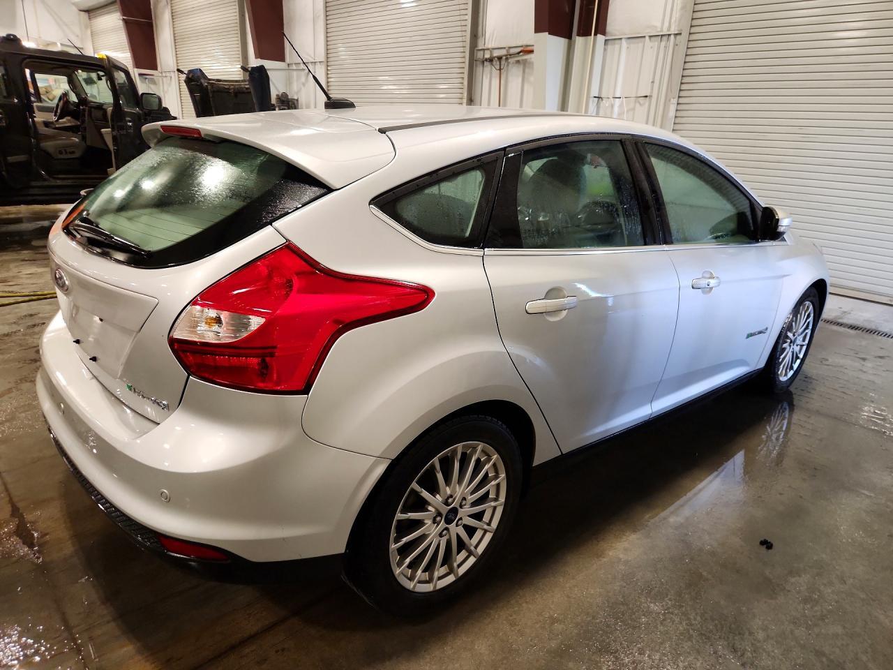 2014 Ford Focus Bev - Фото 3