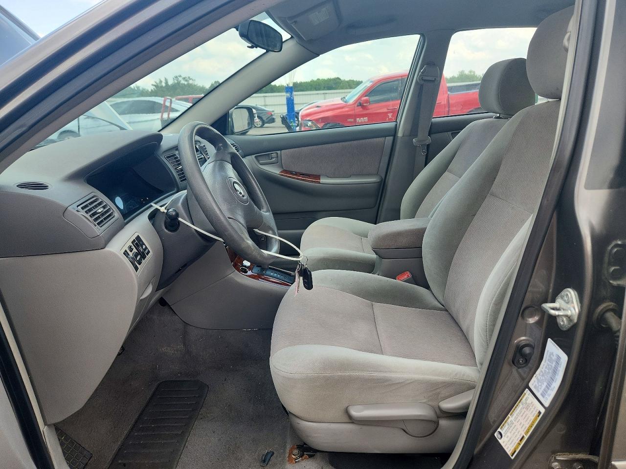 2007 Toyota Corolla Le - Image 7