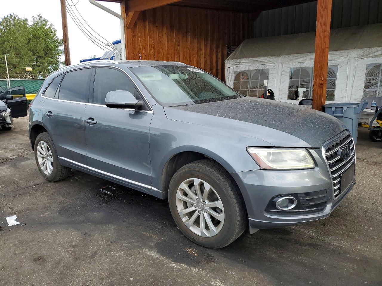 2013 Audi Q5 Premium Plus - Image 4