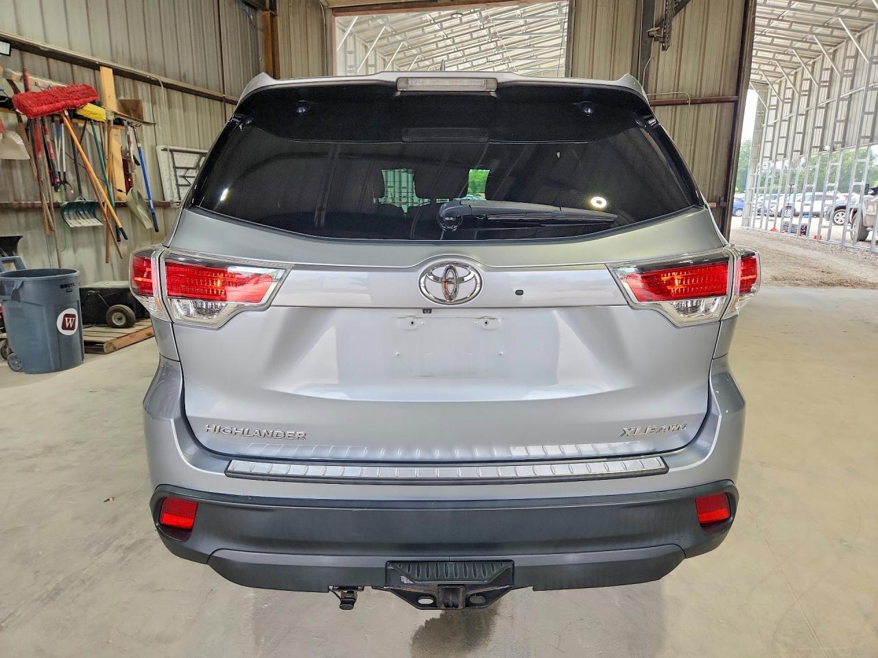 2015 Toyota Highlander Xle - Фото 6