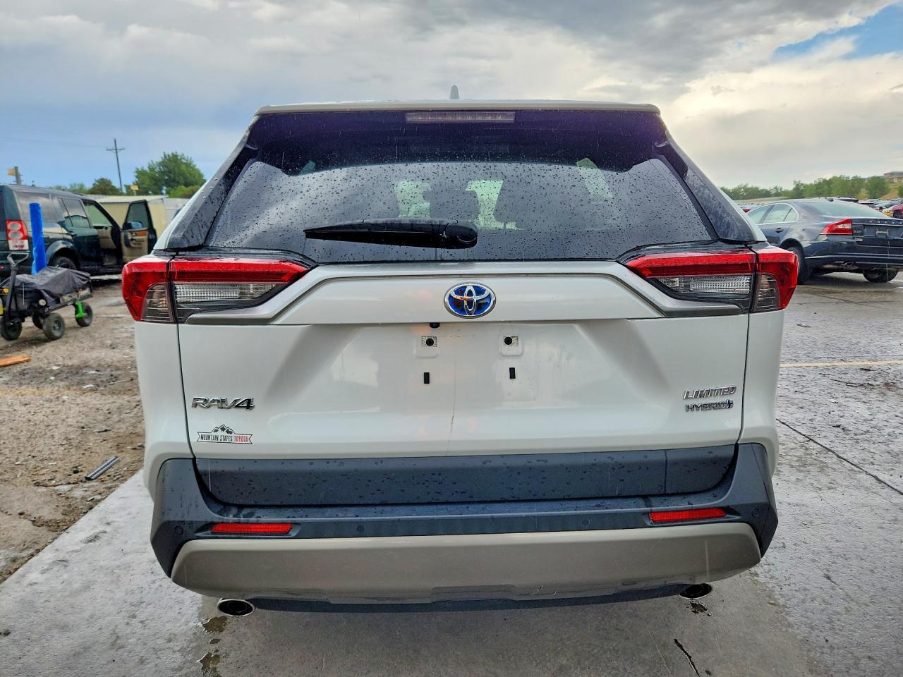 2023 Toyota Rav4 Limited - Image 6